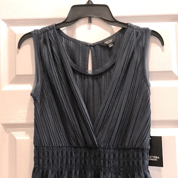 Simply Vera Formal Dress - Picture 2 of 4